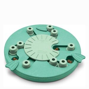 Outward Hound Green Interactive Dog Toy